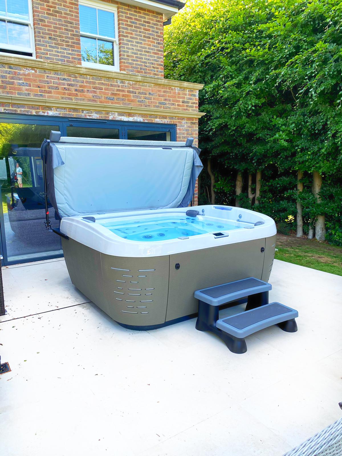 J-575 Kingswood Hot Tub Installation by Euphoria Lifestyle Ltd