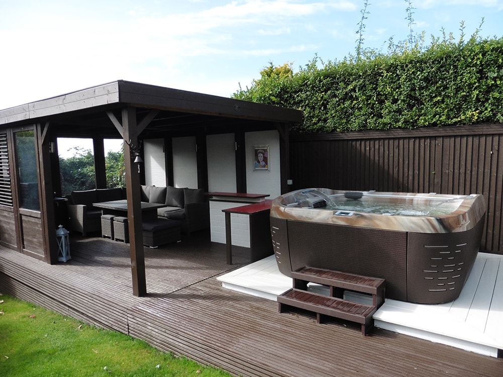 Jacuzzi Install Gazebo Sussex