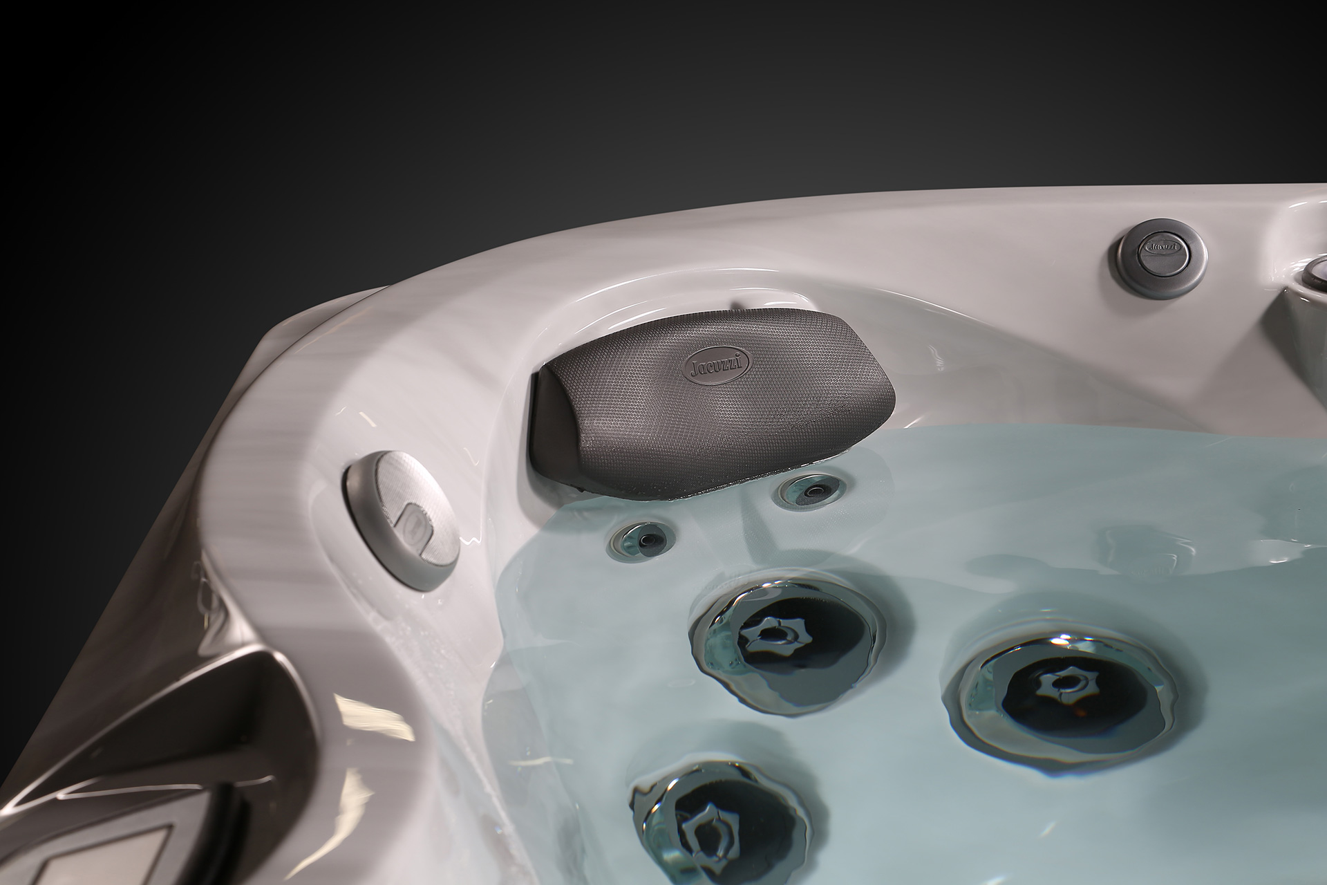 J 215 Jacuzzi Hot Tubs For Sale In Washington West Sussex