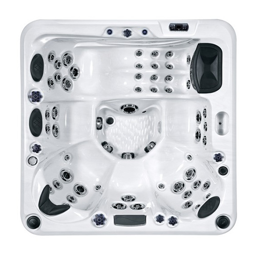 Valetta Hot Tub