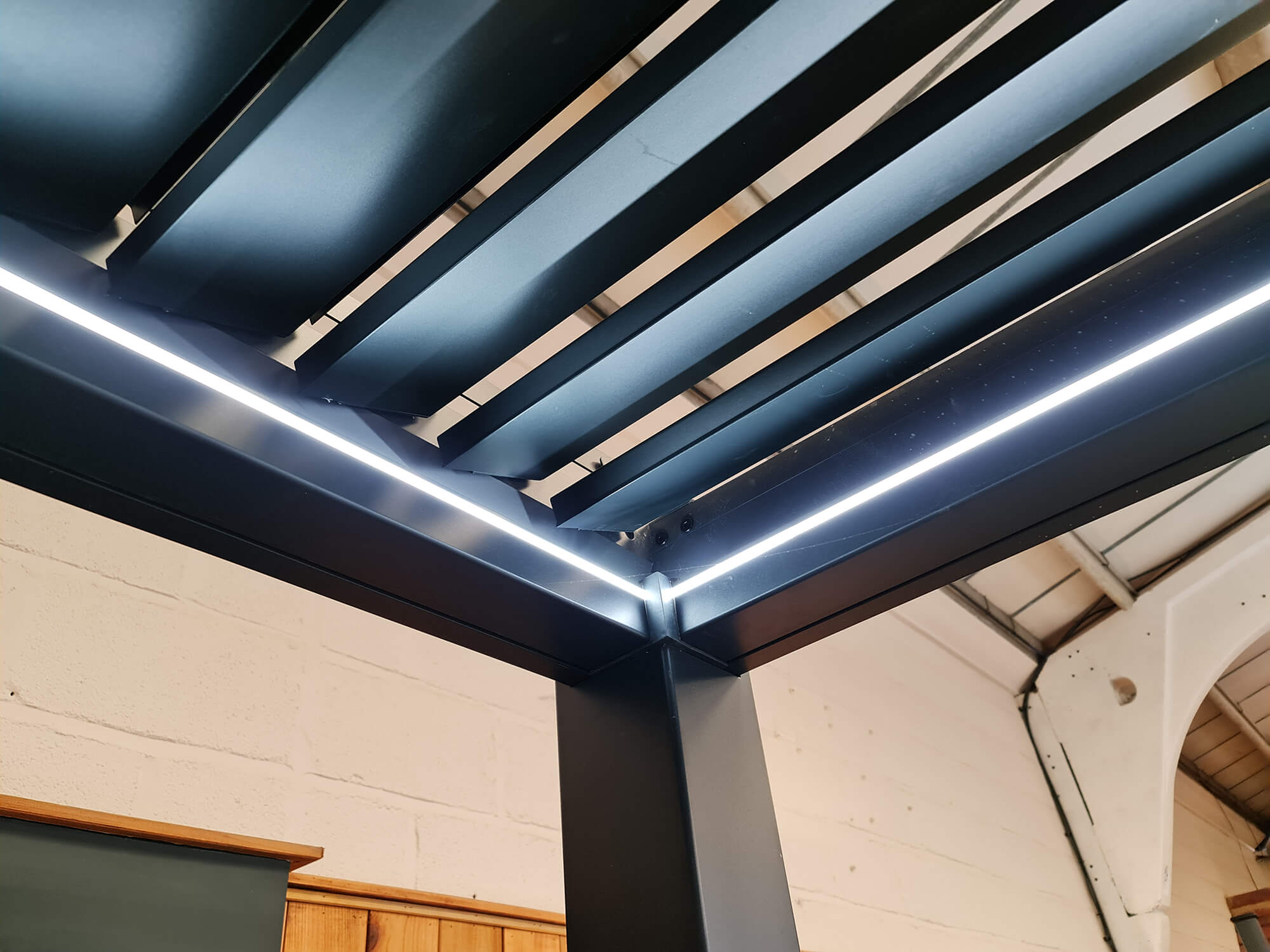 Remanso Electric Pergolas
