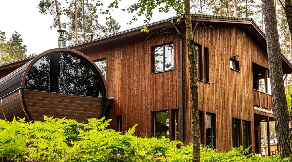 banner barrel - hekla sauna