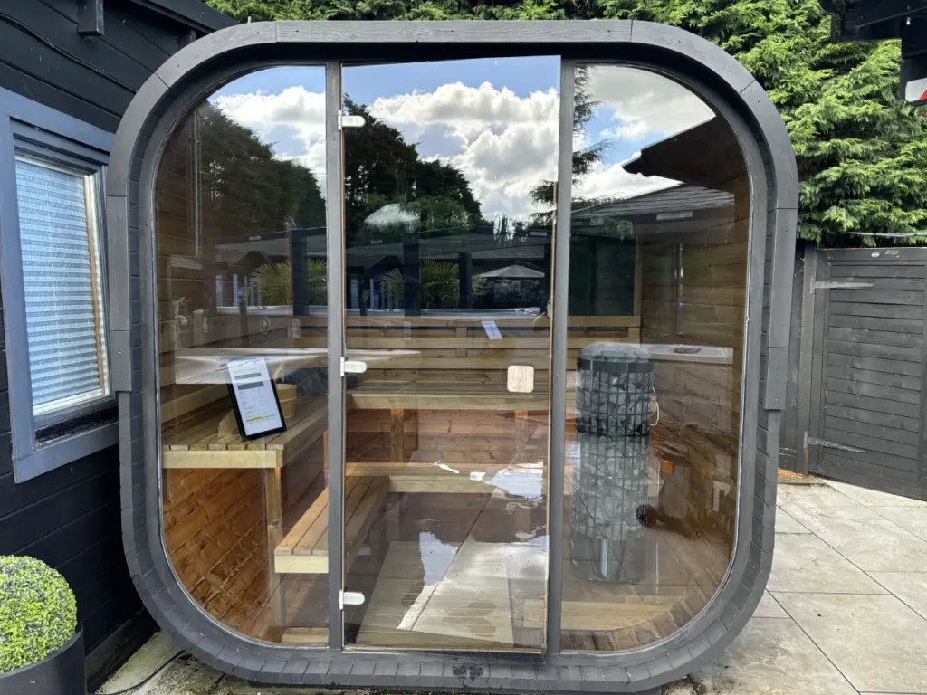 Hekla sauna installation 