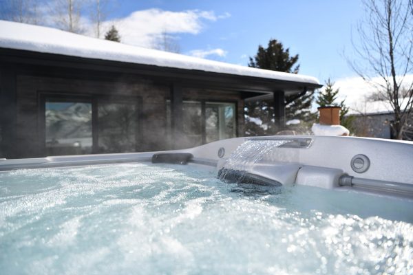 Jacuzzi Hot Tub Winter Installation